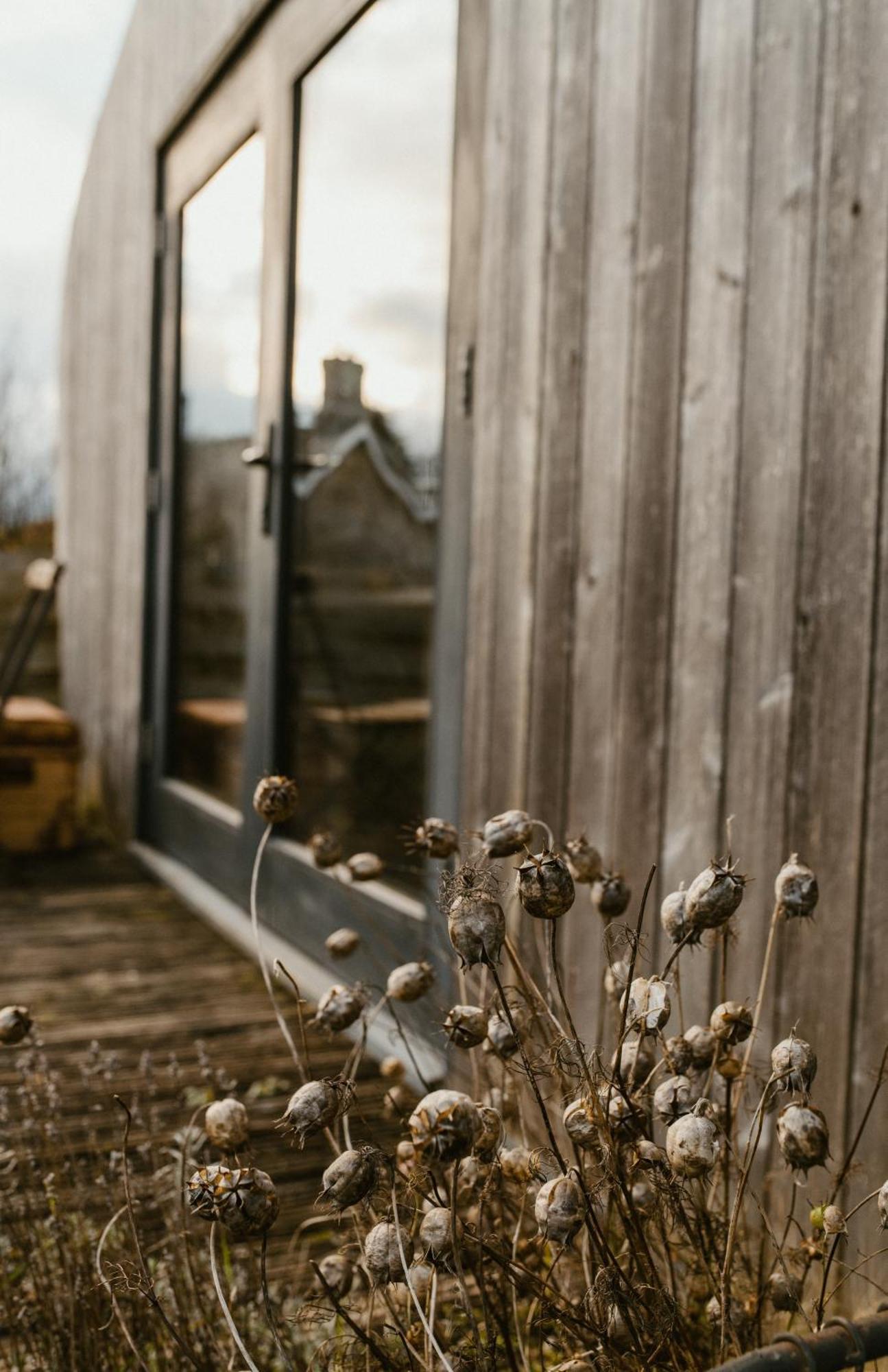Two Unique Cabins Wrapped In Beautiful Welsh Scenery Presteigne Extérieur photo